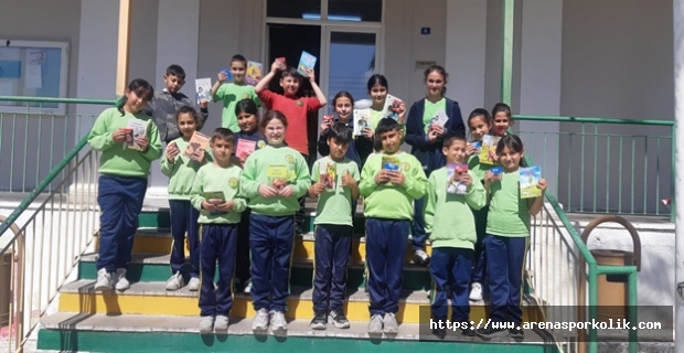 Törehan Kumyalı, Mehmetçik ve Konuklar İlkokulu Öğrencilerini Mutlu Etti.!