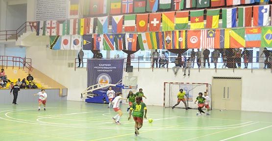 DAÜ Uluslararası Futsal Turnuvası Devam Ediyor..!