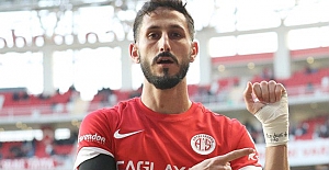 Gol Sevincine Büyük Tepki..! İsrailli Futbolcu Jehezkel Kadro Dışı Bırakıldı..!